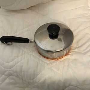 Revere ware 1801 3/4 Qt Stainless Steel Saucepan with Black Handle 94 b